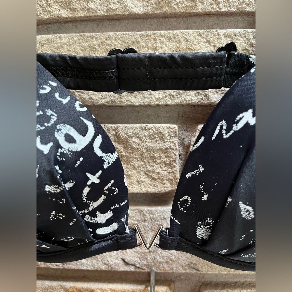 Vintage VENUS Swimwear Bikini Black White Scroll Print Y2K 34b top Medium Bottom - Picture 5 of 12
